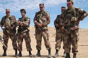 Urgent : fifty Sahrawis were arrested by an Algerian commando while they were trying to escape from Tindouf